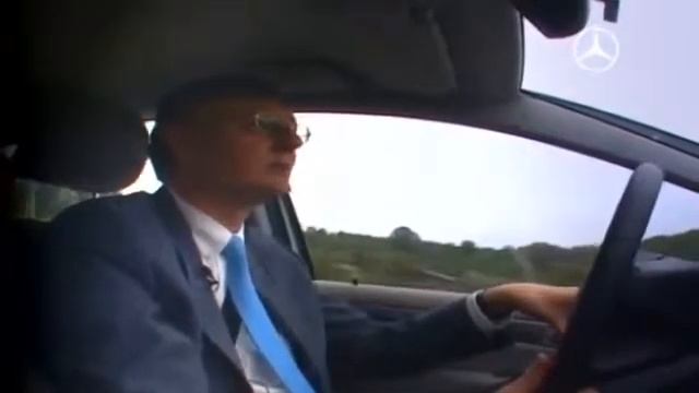 Mercedes-Benz F-CELL en route смотреть онлайн