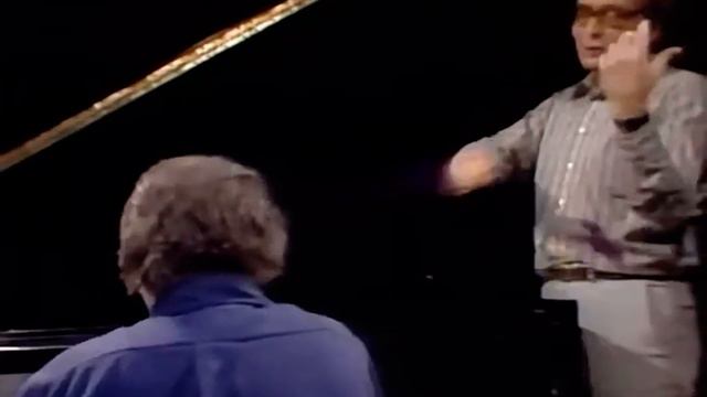 Glenn Gould: Poh Doh Bah Bah Bei Bah Pom Pom Paa смотреть онлайн
