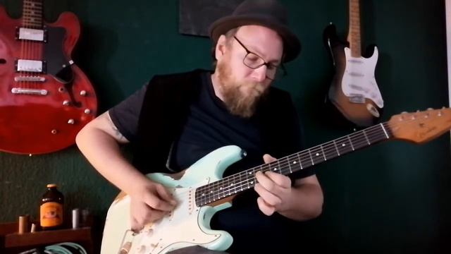 Surf Green Heavy Relic Partscaster with Fender Tone Master Deluxe Reverb. Demo No Talking смотреть онлайн