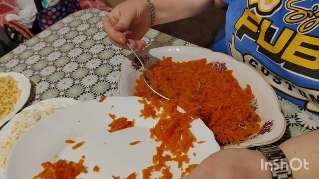 Простой и вкусный салат из консервы