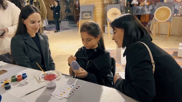 В музее «Ковра и декоративно-прикладного искусства» прошла ежегодная акция «Ночь музеев-2024» смотреть онлайн