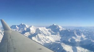 Эверест Джомолунгма с высоты птичьего полета Экскурсионный самолет в Непале