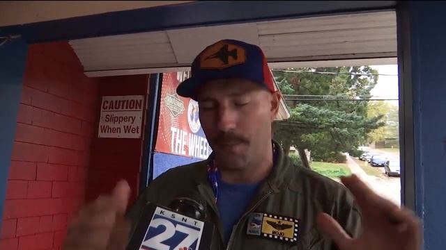 KU grads and Air Force Pilots react to Jayhawks win over Sooners смотреть онлайн