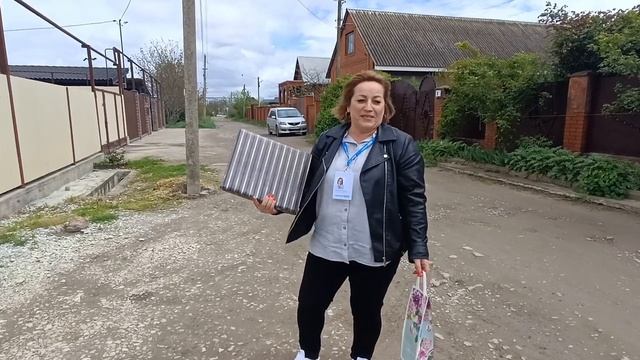 Я навестила своих покупателей, поздравила с новосельем. смотреть онлайн