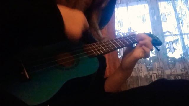 Моя первая музыка на укулеле (это не оч) смотреть онлайн