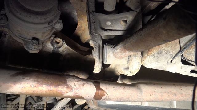 How to check oil level in rear axle differential Toyota Rav4. Years 1996 to 2017 смотреть онлайн