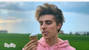 Гром гремит земля трясётся???