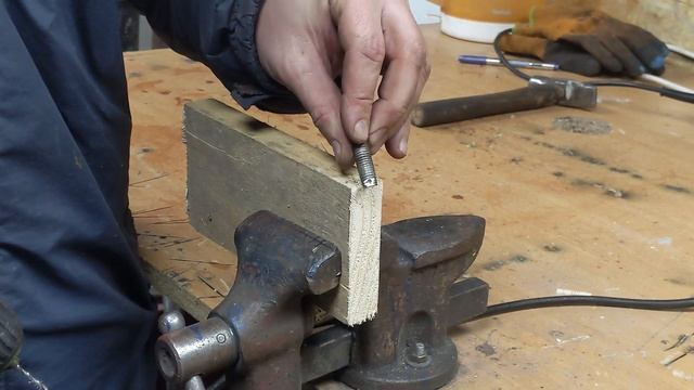 Вот это Да !!! Что можно сделать из ржавого БОЛТА. самоделка для рыбалки смотреть онлайн