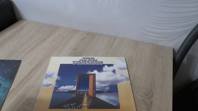 Моя коллекция пластинок, май 2022г 15 часть, пополнение 11 и обзор винила одной известной группы. смотреть онлайн