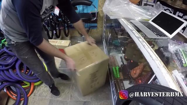 NEVER BEFORE SEEN!!! 2018 Salt,WTP & Eclat BMX Parts Unboxing смотреть онлайн