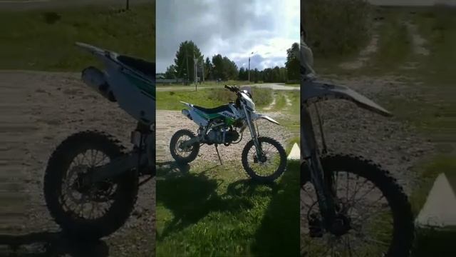 #tinkoff интересно,у вас есть Ютуб? смотреть онлайн