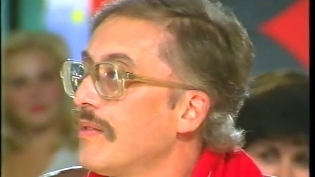 АВТОРЫ ВЕСЁЛОГО ЖУРНАЛА "ВОКРУГ СМЕХА" - АНДРЕЙ МУРАЙ, ЭДУАРД ДВОРКИН, ЮРИЙ ТЕЙХ В БЛЕФ-КЛУБЕ смотреть онлайн