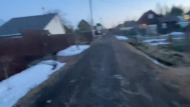 Десятки сломанных теплиц после зимы Еду на электричке на дачу смотреть половодье смотреть онлайн