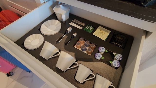 Прямо сейчас находясь в Address Beach Resort Fujairah 5* выкладываем этот видеообзор! смотреть онлайн