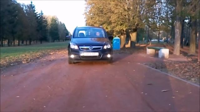 Opel Zafira проход с камерой