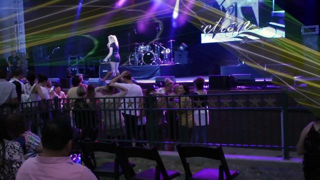 Lian Ross - Full Show - Live @Starlight Bowl