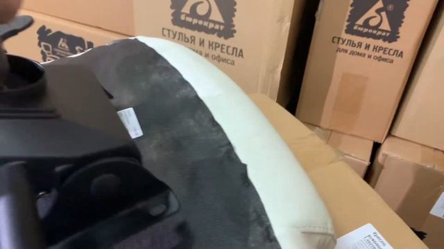 Обзор кресла для руководителя Бюрократ T-9923WALNUT смотреть онлайн