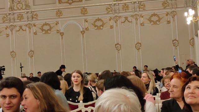 Финальный выход - обход зала Сергея Колесова смотреть онлайн