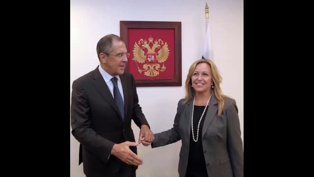 КТО ОНА ЖЕНА ЛАВРОВА