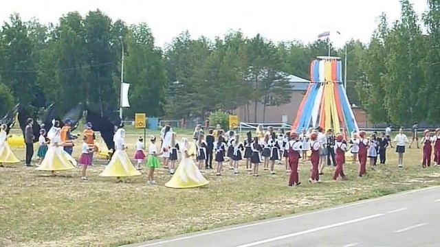 Татарский Сабантуй 2014 - Праздник Тружеников в Поселке Нефтянников Джалиль / Танцы.Песни.Чак-Чак смотреть онлайн