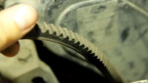 Замена ремней генератора на Toyota Hilux Surf KZN 185/1KZ TE