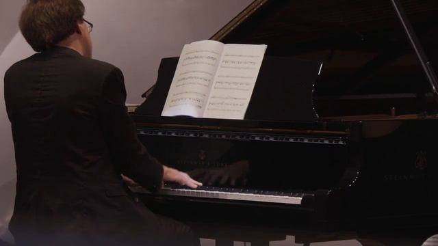 17yr old Cellist Gaeun Kim plays A.Piazzolla 'Le Grand Tango' смотреть онлайн