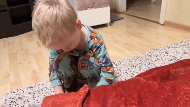 Поставили елку | подставка для елки своими руками | VLOG смотреть онлайн