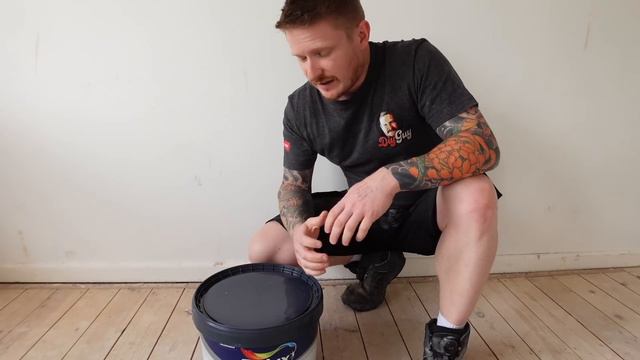 How i Prepare and Paint New Plaster - Mist Coating Guide смотреть онлайн