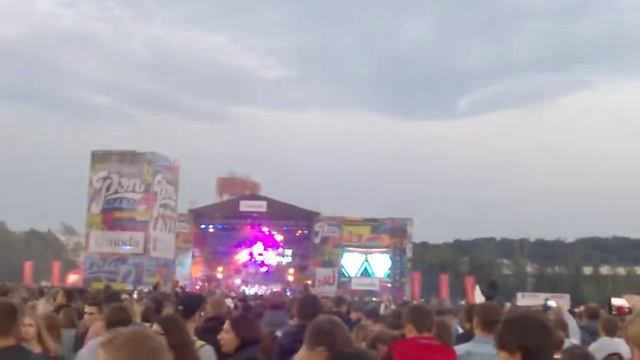Noiz MC - Бассейн (день города Москвы 2017) Большой реп смотреть онлайн