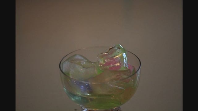 Canon EOS 450d - Timelapsetest 2 ( Melting Icecubes ) смотреть онлайн