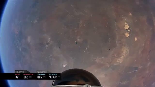 Red Bull  Прыжок из стратосферы  Феликс Баумгартнер