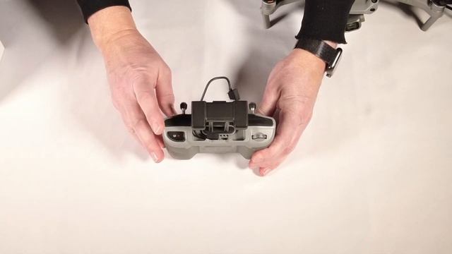 DJI Air 2S unboxing, activation and setup смотреть онлайн