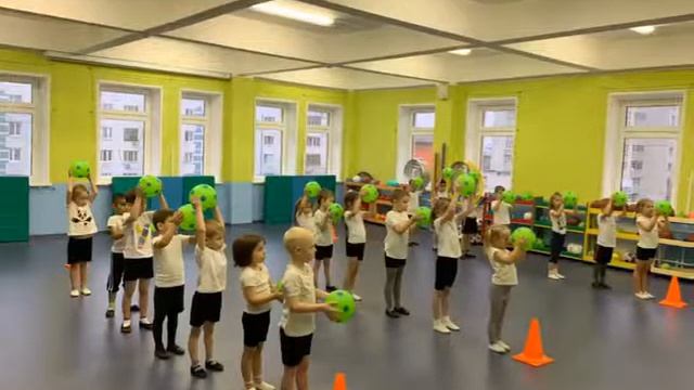 ФИзкульт--УРАааа в детском саду "Василек" смотреть онлайн