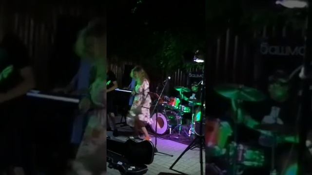 Zombies "Grandberis"-Башмак Великана & Джем на Приморском (Коктебель 26.07.2019-соло Глеба Мусихина) смотреть онлайн