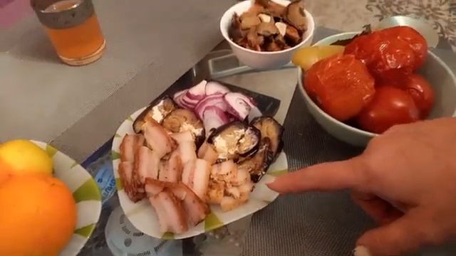 Нам подарили розы // Шашлык на рассоле смотреть онлайн