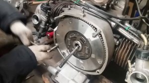 Стартер на двигатель Урал.