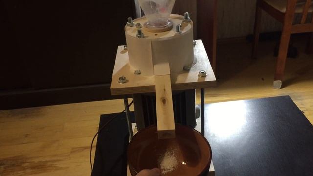 Мельница на каменных жерновах ч.1 (прототип) смотреть онлайн