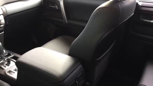 Toyota 4Runner SR5 Classic Silver смотреть онлайн