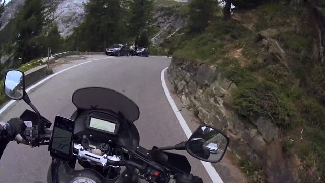 XF650 brakes fading down Stelvio pass смотреть онлайн