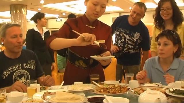 How to cook Peking Duck Как приготовить утку по Пекински.Пекин. Ресторан. [Mr Jeru] смотреть онлайн