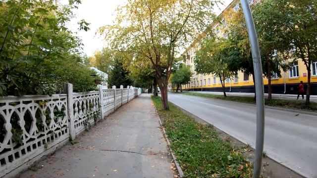 Novosibirsk - Walking Aleksandra Nevskogo street - Russia / Новосибирск 4К смотреть онлайн