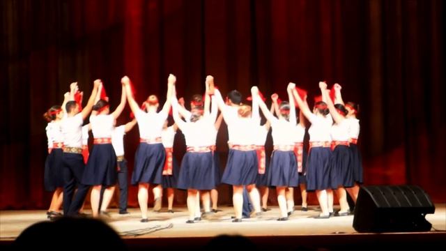 Школа армянских традиционных танцев при ААЦ 