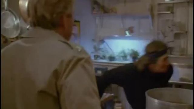 Under Siege Alternate Ending "В Осаде" Альтернативная Концовка смотреть онлайн