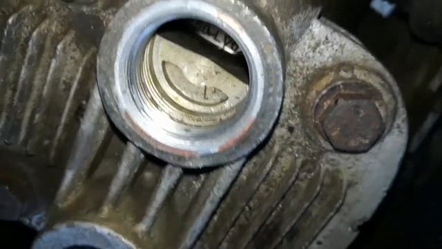 Renault Midlum комрессор вставить ввёртыш пружинистый на место смотреть онлайн