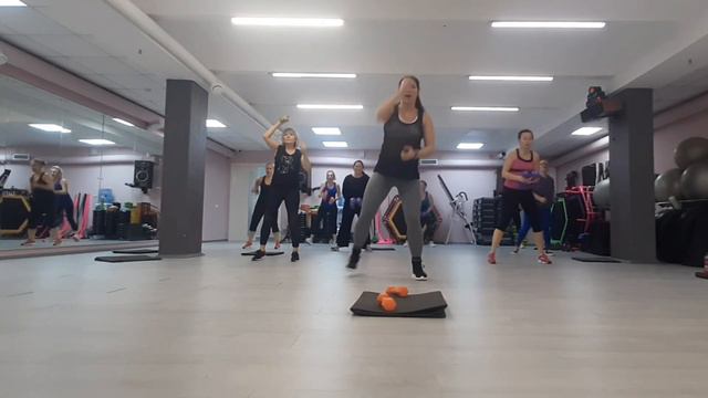 ФУНКЦИОНАЛЬНЫЙ ТРЕНИНГ ЦЕЛАЯ ТРЕНИРОВКА / FUNCTIONAL TRAINING / ГРУППОВАЯ ТРЕНИРОВКА смотреть онлайн