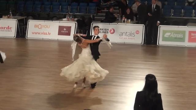 Дима и Варя Малаховы Венский вальс Рига 2014 смотреть онлайн