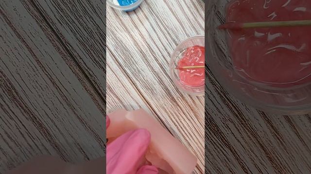 КАК СДЕЛАТЬ ШОКОЛАДНЫЕ ФИГУРКИ. мастер класс по шоколаду смотреть онлайн