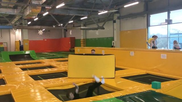 Атом 3 винта смотреть онлайн