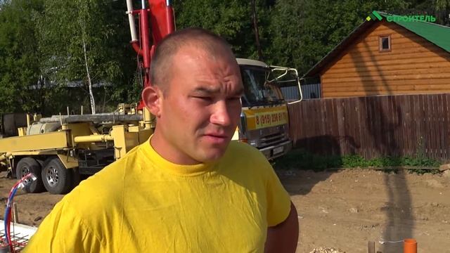 Заливка пола бетоном в строящемся частном доме. смотреть онлайн