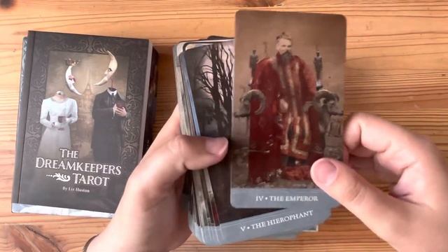 Ещё одна ЖЕНСКАЯ колода! Распаковка колоды Таро Хранителей снов / The Dreamkeepers Tarot